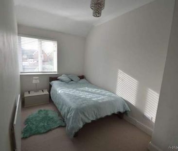 3 bedroom property to rent in Addlestone - Photo 6