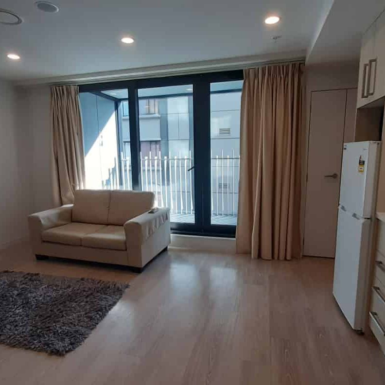 CBD Apartment - Photo 1