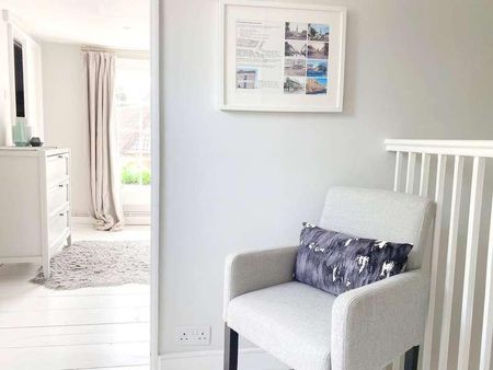 Widcombe Parade, Widcombe, Bath, BA2 - Photo 4