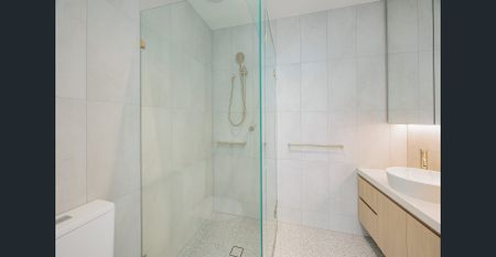 Luxury living at it's best! - Photo 2