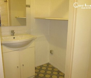 Location Appartement 1 pièce 44m² LA CIOTAT 13600 - Photo 4