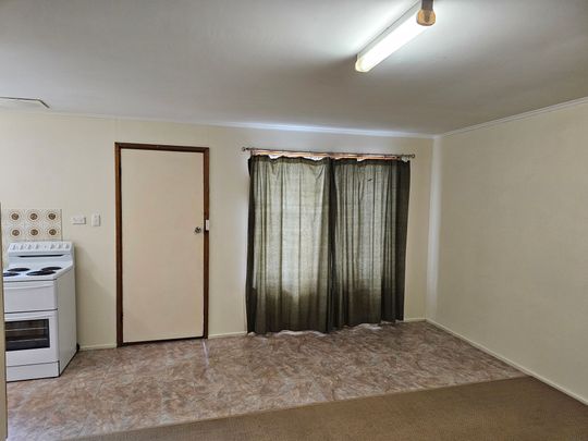 Quiet Location - Available Now - Photo 1