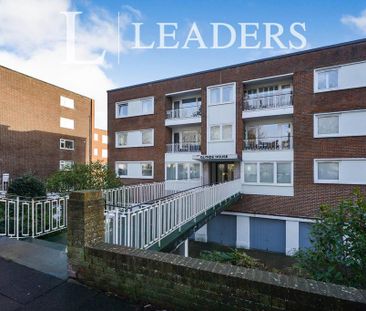 2 bedroom flat to rent - Photo 2