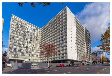 1 Bedroom Apartment - Photo 3