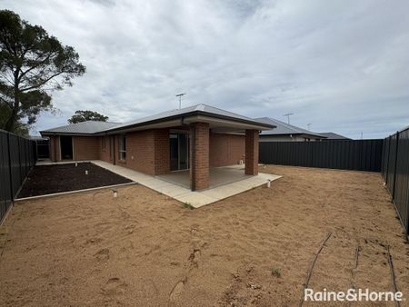 13 Cornwell Street, Munno Para Downs, SA 5115 - Photo 2