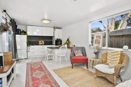 Studio 44 Careel Head Road, Avalon Beach. - Photo 3