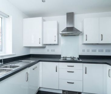 2 Bedroom - Photo 5