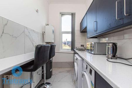 Loughborough Road, West Bridgford, NG2 - Photo 2