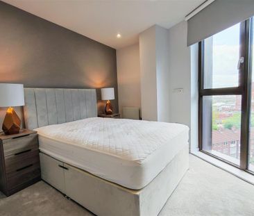 2 bedroom apartment to rent - Photo 4