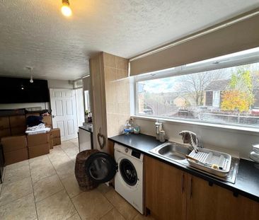 3 bedroom terraced house to rent - Photo 6
