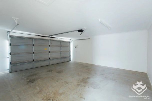 4 BEDROOM HOUSE -BREAK LEASE BURPENGARY EAST - Photo 1