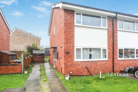 2 bedroom semi-detached house to rent - Photo 3