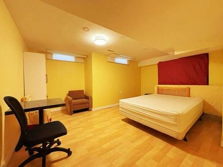 For Lease - 96 Morisot Avenue, Vaughan, Ontario - Photo 4