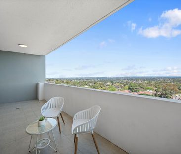 Modern Apartment in Prime Location with Breathtaking Views - Photo 5