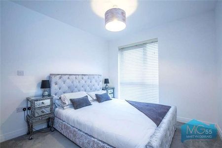 Arrandene House, Royal Engineers Way, Mill Hill, London, NW7 - Photo 2