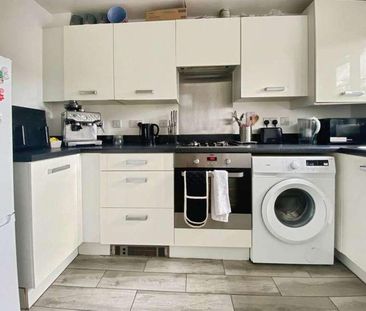 Wood Green, Cefn Glas, Bridgend, CF31 - Photo 4