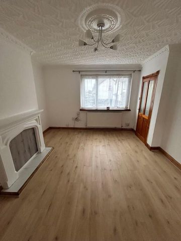 Highbury Place, Cardiff. CF5 $LP - Photo 5