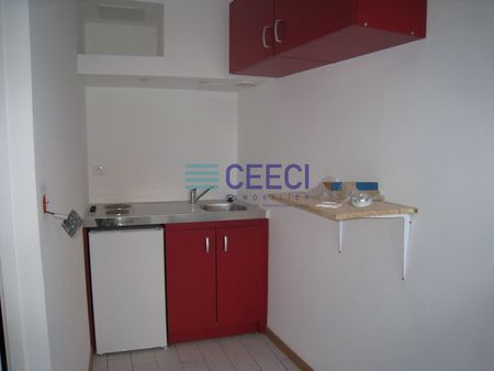 Location Appartement 1 pièce 21m² SOISSONS 02200 - Photo 2