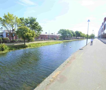 Dakota Court, Royal Canal Bank, Dublin 7 - Photo 2