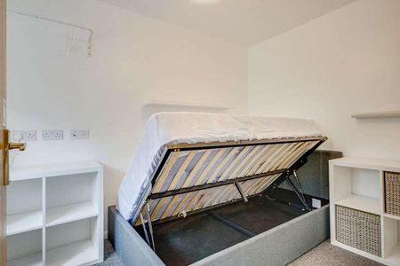 Payton Mews, Canterbury, CT1 - Photo 3