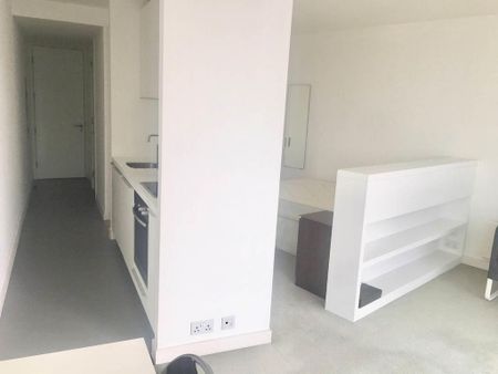 Studio to rent - Photo 5