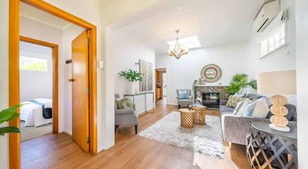 Kauri Street, Eastbourne - Photo 3