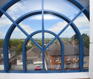 1 bedroom penthouse to rent - Photo 1