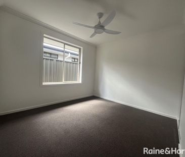 Four bedroom home in Andrews Farm with second living! - Photo 4