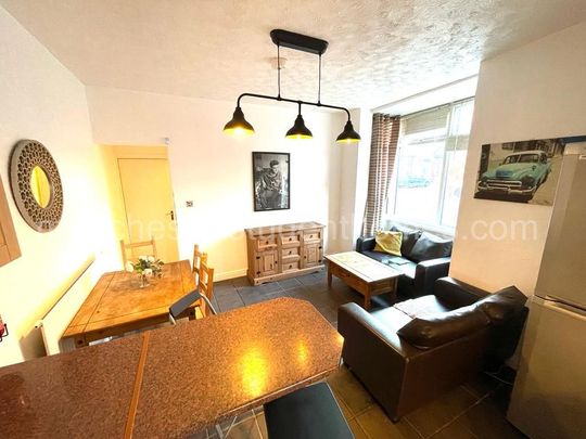 Albion Road, Manchester, M14 6LU - Photo 1