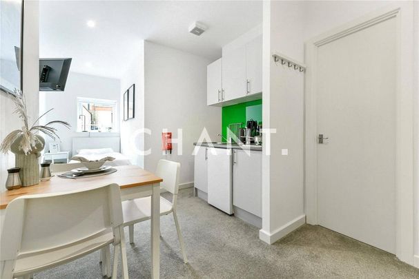 Studio to rent - Photo 1