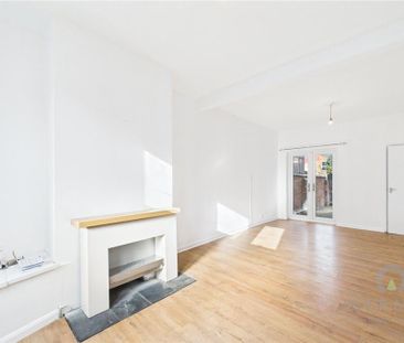 3 bedroom terraced house to rent - Photo 4