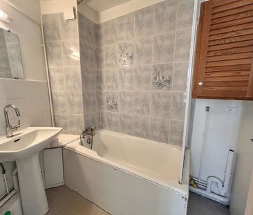 Appartement Versailles 2 pièce(s) 40.99 m2 - Photo 6