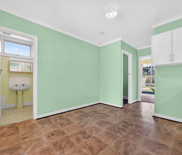 Three Bedroom Home in Rockingham - Photo 1