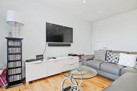 3 bedroom property to rent - Photo 2