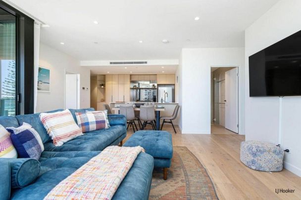 "The Hemingway" - Luxury Ocean View Apartment - Photo 1