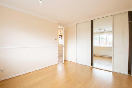 3 bedroom detached house to rent - Photo 5