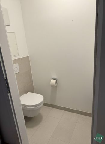 Attraktive 2 Zimmer Wohnung I Balkon I unmittelbar U3 - Photo 5