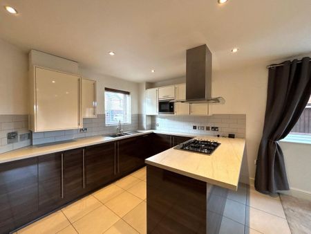 2 bedroom flat to rent - Photo 5