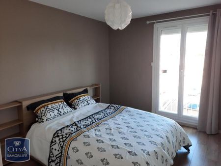 Location Appartement 4 pièces 84m² REIMS 51100 - Photo 3