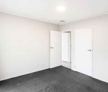 2 bedroom brick home! - Photo 4