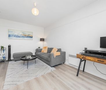 8/2 Selwyn Avenue, Elwood VIC 3184 - Apartment For Rent | Domain - Photo 2