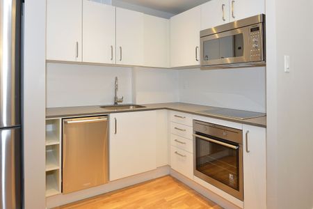 230 Oak Street - Photo 2