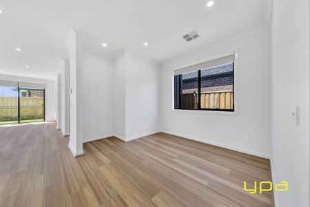 Brand-New, Custom-Built Luxury Living – 8 Daimen Street, Doreen - Photo 2