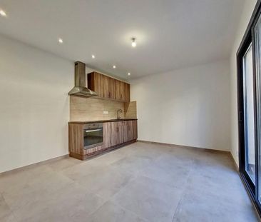 Location Appartement 2 pièces 36m² AJACCIO 20000 - Photo 2