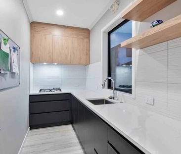 Spacious 5-Bedroom Family Home for Rent in Hobsonville – $1,300 per... - Photo 3