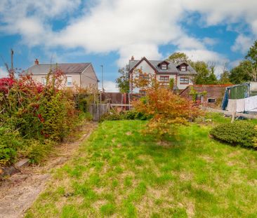 2 bedroom semi-detached house to rent - Photo 6