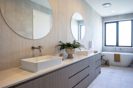 Luxury Waterside Villa In Saffron, with a beautiful sparkling pool - Photo 4