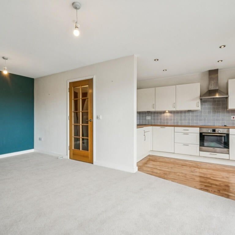 1 Bed Flat, East Dulwich Road, SE22 - Photo 1