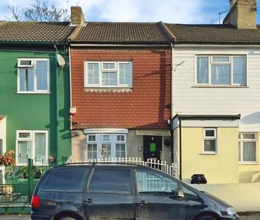 2 bedroom terraced house to rent - Photo 3