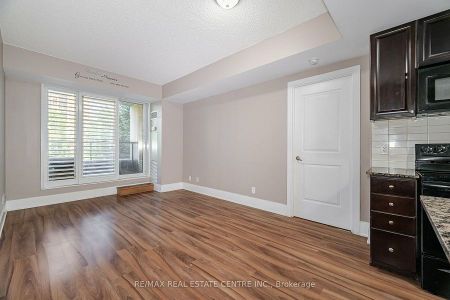 For Lease - 330 Burnhamthorpe Road Unit# 204, Mississauga, Ontario - Photo 3